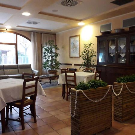 Hotel Scaligero Sommacampagna Zewnętrze zdjęcie