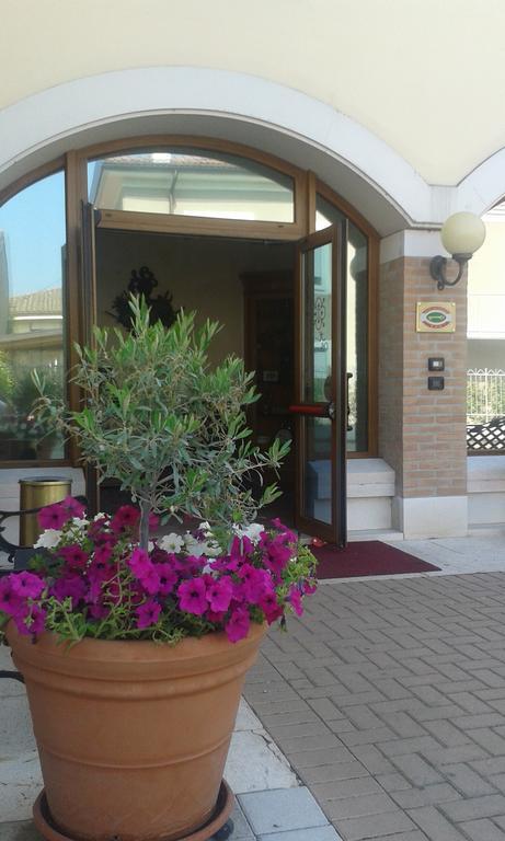 Hotel Scaligero Sommacampagna Zewnętrze zdjęcie