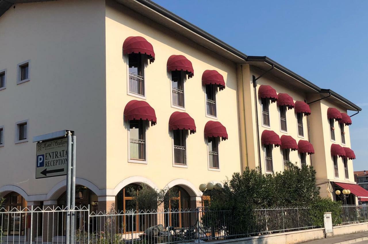 Hotel Scaligero Sommacampagna Zewnętrze zdjęcie